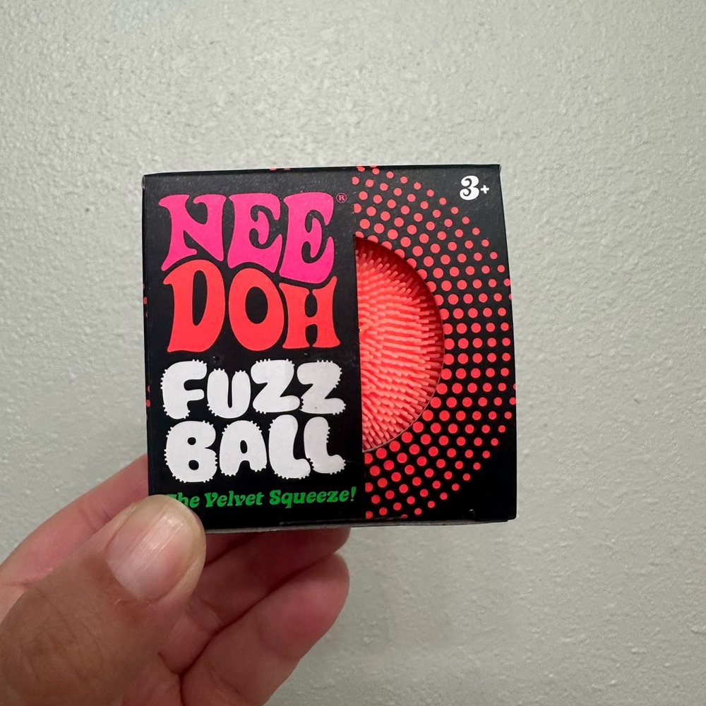 NeeDoh Fuzzball Velvet Squeeze - Orange/Coral BRAND NEW FAST SHIPPING!!!